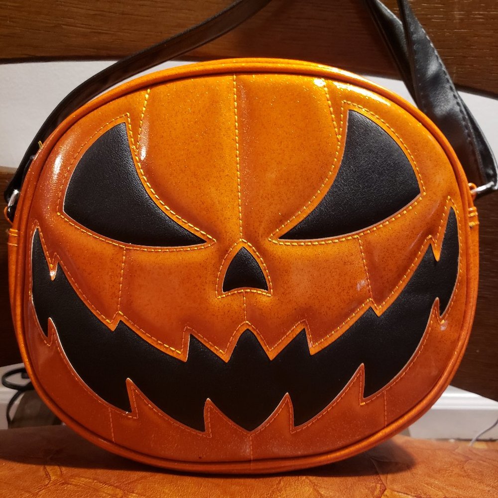 Love Pain and Stitches Classic Halloween Purse